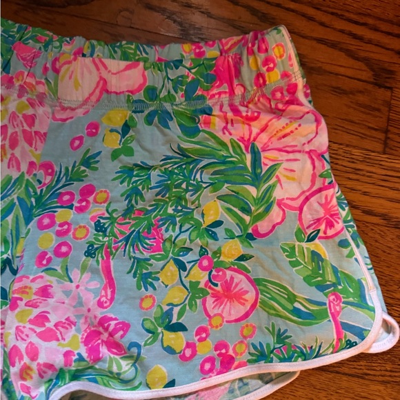 Lily Pulitzer Fruity Flamingo Floral Print Pajama shorts - Picture 3 of 4